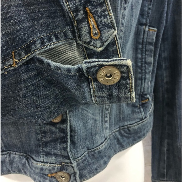 ❤️🔥Elle❤️🔥Beautiful Jean Jacket 4 Ladies❤️🔥Measurements in Pics❤️🔥 - Picture 3 of 14